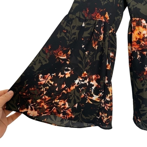 A.N.A Floral Bell Sleeve Wrap Blouse Size Medium - Picture 10 of 12
